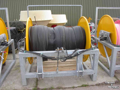 Distributeur à tuyau flexible trainé De With Sleepslang systemen