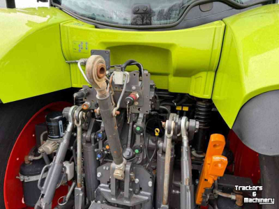Tracteur Claas Arion 610