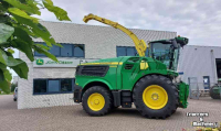 Ensileuse automotrice John Deere 8200i Zelfrijdende Veldhakselaar Nieuw
