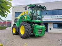 Ensileuse automotrice John Deere 8200i Zelfrijdende Veldhakselaar Nieuw