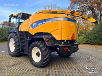 Ensileuse automotrice New Holland FR 9040