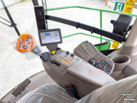 Ensileuse automotrice John Deere 8400