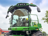 Ensileuse automotrice John Deere 8400