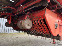 Autochargeuse Kverneland TA465 opraapwagen