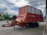 Autochargeuse Kverneland TA465 opraapwagen
