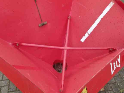 Distributeur d‘engrais Lely 1250