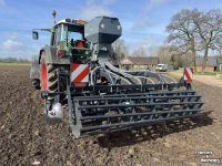 Déchaumeur à disques  Agroland Raptor 300 + Agriwir zaaimachine