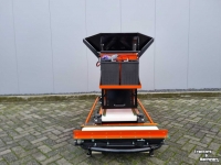 Autres matériel et accessoires de horticulture Van Der Sluis Zelfrijdende Compoststrooier
