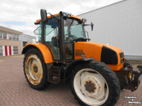Tracteur Renault ares 550