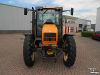 Tracteur Renault ares 550