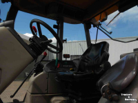 Tracteur Renault ares 550