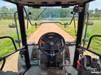 Tracteur New Holland 8360