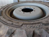 Roues, Pneus, Jantes, Barillets Jumelage Alliance 460/85R38 & 340/85R28