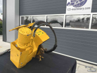 Fraiseuse de souches  2,5t/8t mini/midi kraan