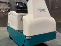 Balayeuses et balayeuses aspirantes Tennant 6100