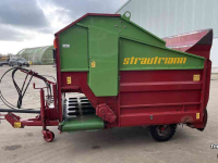 Distributeur de fourrage en bloc Strautmann UBVW