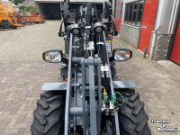 Chargeuse sur pneus Giant Giant G2700