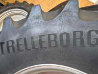 Roues, Pneus, Jantes, Barillets Jumelage  Trelleborg 750/70R44 + 650/60R38