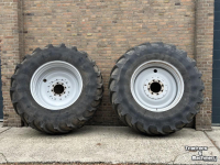 Roues, Pneus, Jantes, Barillets Jumelage Firestone 420/85R28<>520/85R38