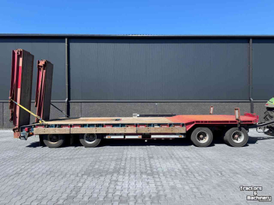 Semi-remorque surbaissé Nooteboom 4-asser Nooteboom dieplader met dubbellange kleppen