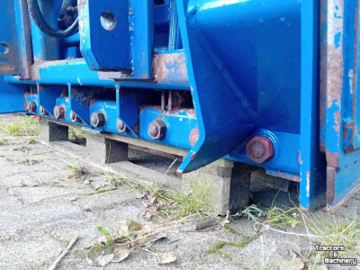 Coupe-blocs d'ensilage AP NP 1600 HA-IB Kuilhapper met afschuiver en inzetbak