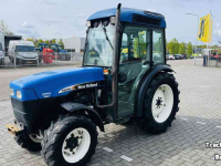 Tracteur pour vignes et vergers New Holland TN75VA Smalspoor Tractor