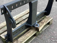 Attaches rapides godets  VDW adaptor / adapter met Merlo opname / aansluiting
