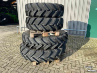 Roues, Pneus, Jantes, Barillets Jumelage Michelin Agribib 13.6R38 + 13.6R24 op verstelvelgen