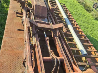 Pièces d‘occasion pour tracteurs  Haakarm