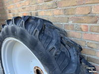 Roues, Pneus, Jantes, Barillets Jumelage Taurus 270/95R46