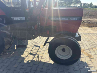 Tracteur pour horticulture International International 745xl