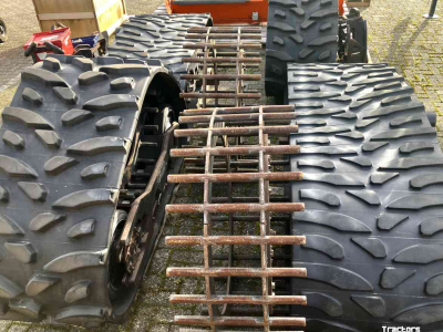 Système de chenilles et transmission Soucy Track 80 cm A bij 63 cm V