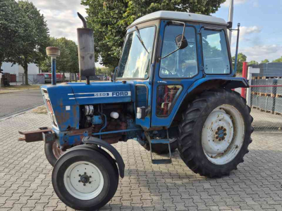 Tracteur Ford 5600 supercab