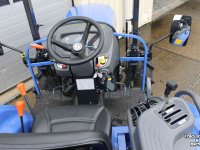 Tracteur pour horticulture Iseki TLE4550 mechanisch handgeschakelde compacttrekker tuinbouwtractor trekkerbanden