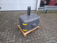 Pièces d‘occasion pour tracteurs  450 KG