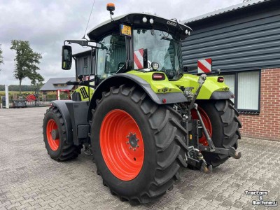 Tracteur Claas Arion 660