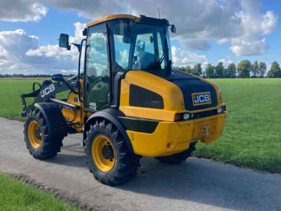 Chargeuse sur pneus JCB 409