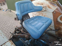 Tracteurs anciens Ford 4000 met voorlader