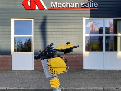 Plaques vibrantes Bomag BT 60