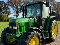 Tracteur John Deere 6400