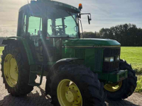 Tracteur John Deere 6400