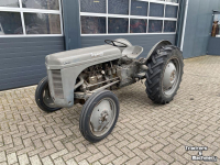 Tracteur Massey Ferguson TEF
