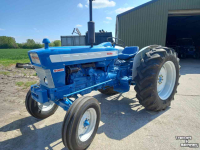 Tracteur Ford 5000