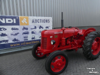 Tracteurs anciens David Brown 25D