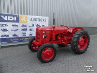 Tracteurs anciens David Brown 25D