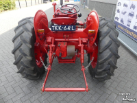 Tracteurs anciens David Brown 25D