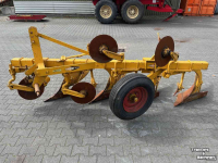 Charrues Rumptstad 4 schaar ploeg