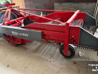Arracheuse de pommes de terre Unia 2 x Wega 1600 2 rijige aardappelrooiers