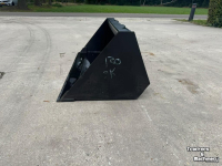Chargeuse sur pneus Giant grondbak