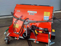 Aérateur de gazon Kubota Koala 1200 klepelmaaier- vertikuteermachine   verticuteer peruzzo- kubota